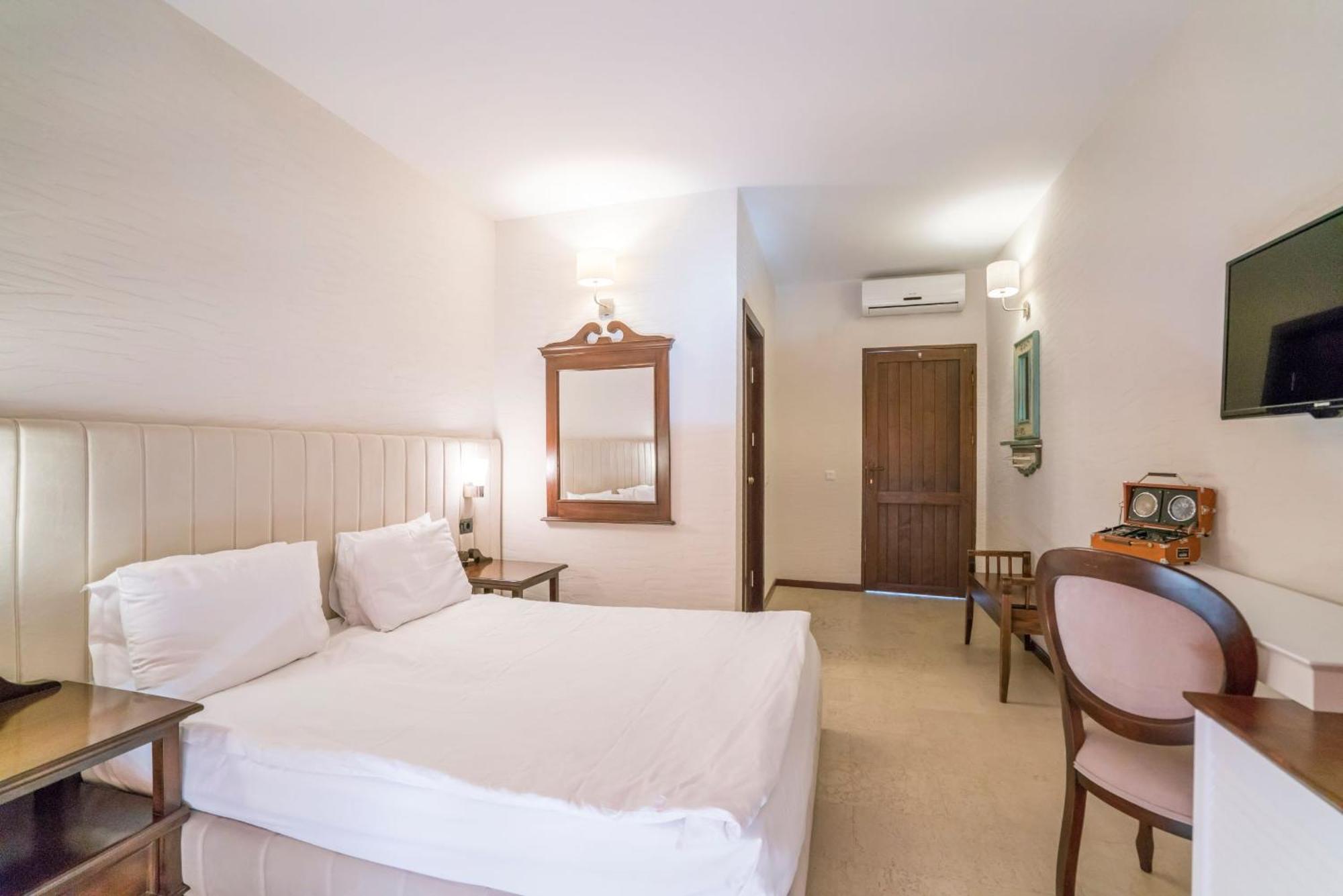 Maris Vama Veche Hotel ภายนอก รูปภาพ